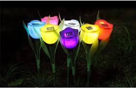  תאורה צבעונית סולארית בצורת פרח יאיר לכם את הגינה או המרפסת...